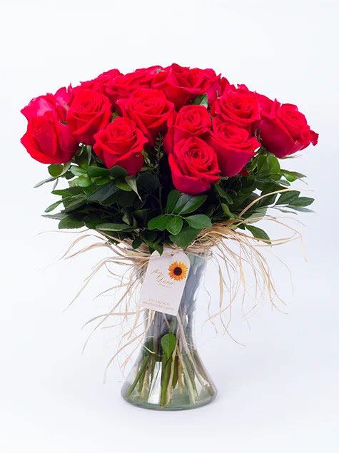 Arranjo com 12 Rosas Colombianas no Vaso